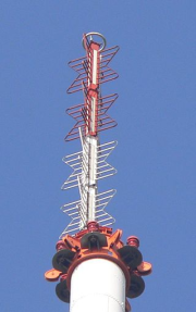 Broadband Antenna Super Turnstile